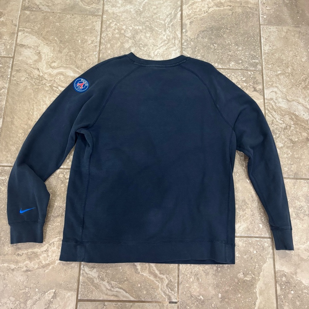 Nike Paris‎ Saint-Germain Club Men's Soccer Crew-Neck Sweatshirt sz XL - Picture 6 of 12